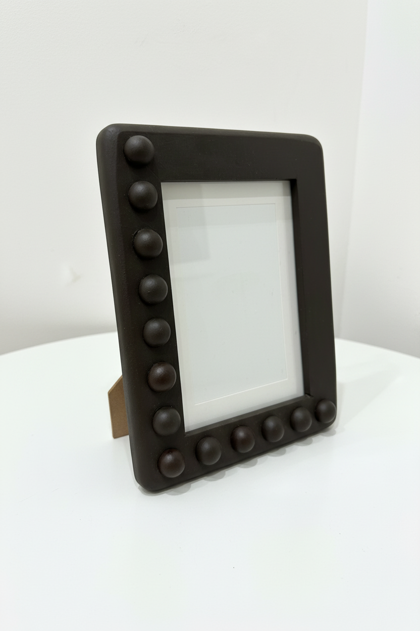 Cadre Décoratif Perles en Relief — Bois de Manguier