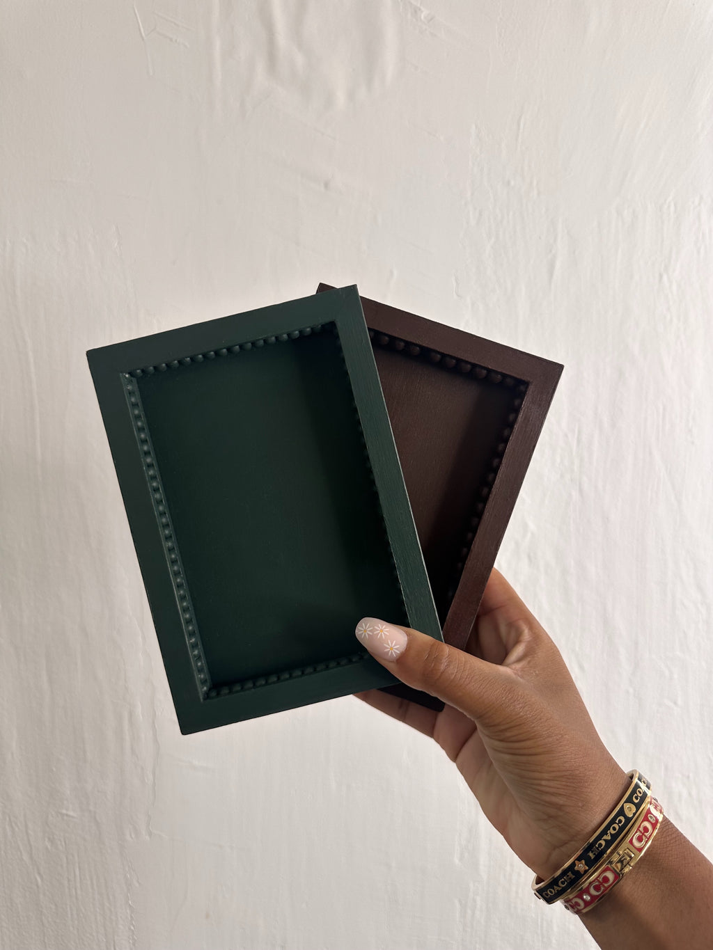 PLATEAU RECTANGULAIRE VERT OLIVE  AVEC PERLES RANGEMENT BIJOUX/ ACCESSOIRES